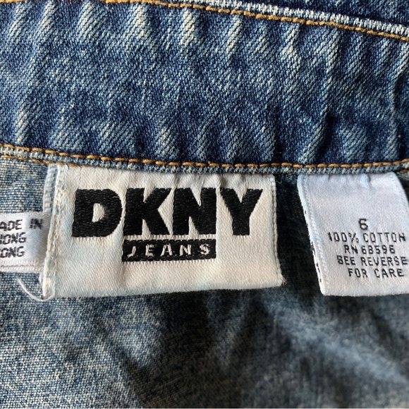 DKNY. Vest with patches. - Picture 3 of 3